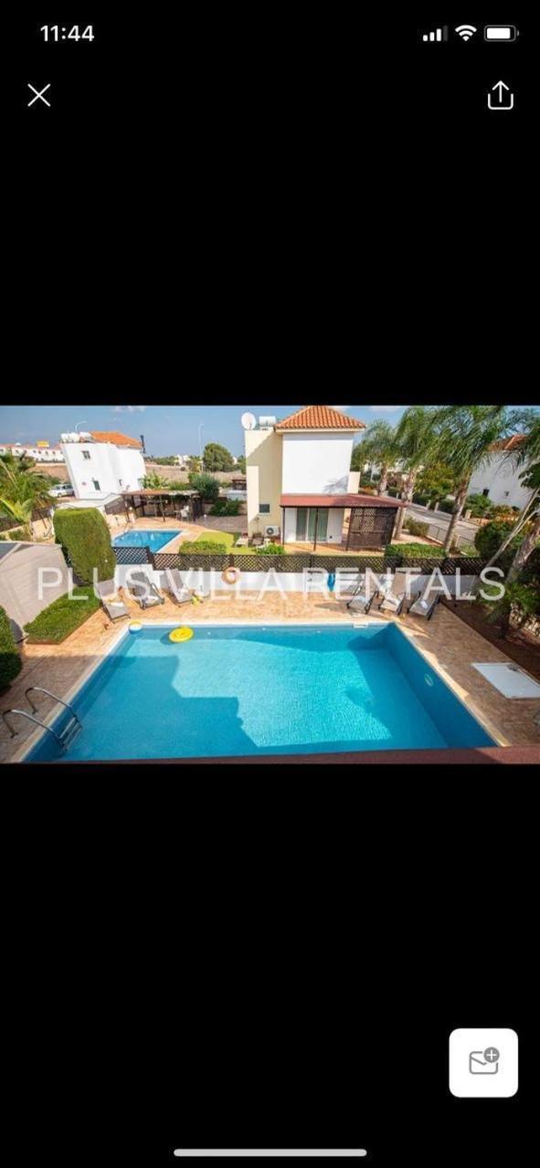4 In Ayia Thekla * Ayia Napa